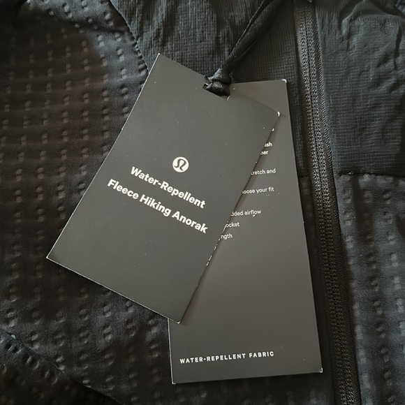 Water-Repellent Fleece Hiking Anorak
$198 USD - Picture 7 of 9